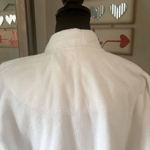 Neiman  Marcus plush short  robe  preloved ❤️size M EUC - Picture 8 of 13